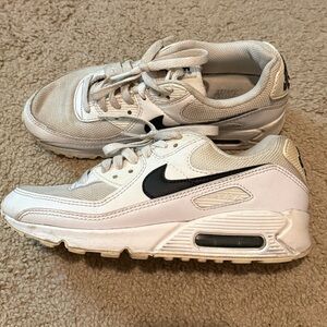 Nike Air Max 90